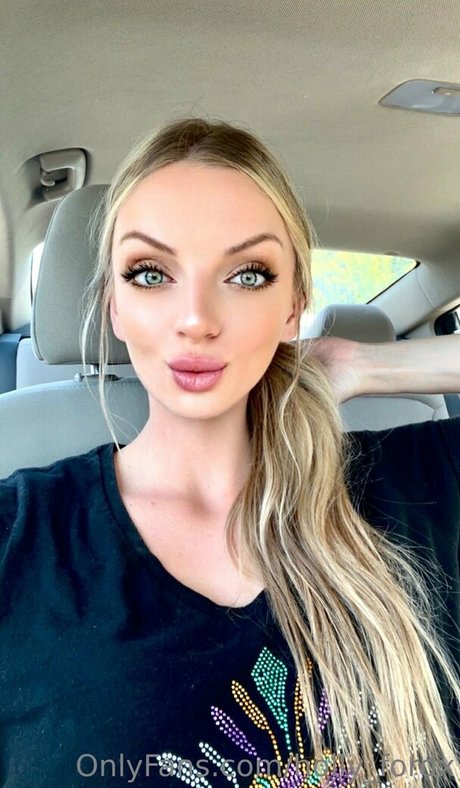 holly fordx model beautiful pictures