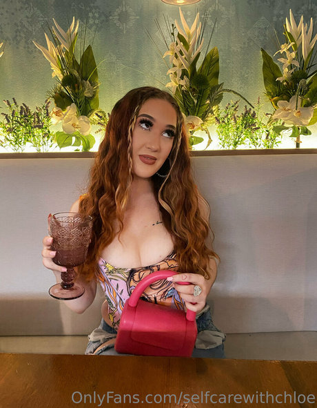 selfcarewithchloe star beautiful pictures