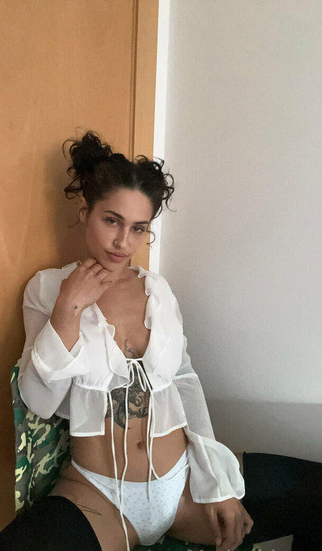 saggy milf onlyfans art naked photos