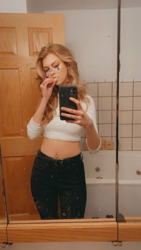 aubiegfree beautiful pornstar picture