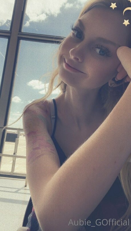 aubiegfree pornographic model pictures