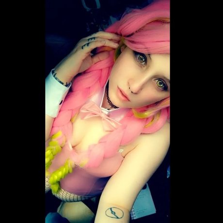 Bitsy model xxx galleries