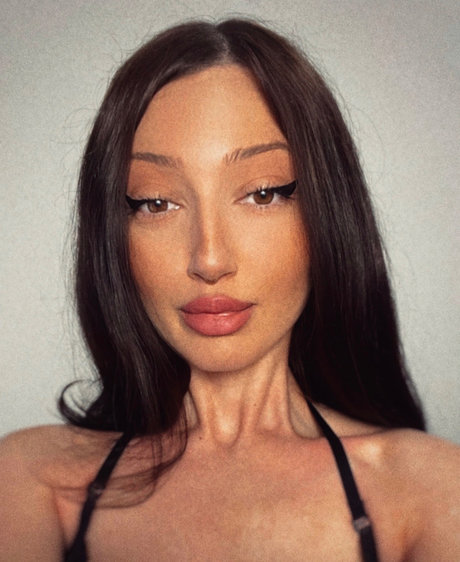 Mia Katerina star adult gallery