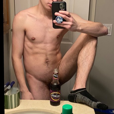 Mike s Hard Twink naked model pics