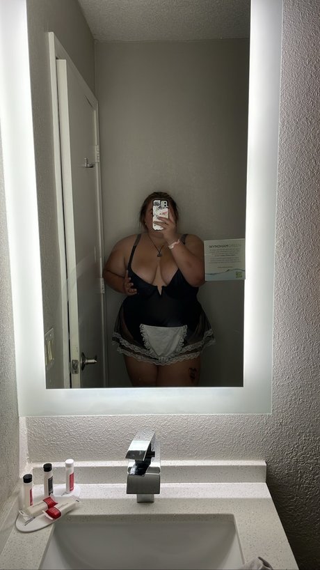 Sidney Marie pornstar art pics