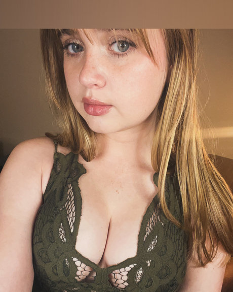 Bella Marie Berrada nudes star picture