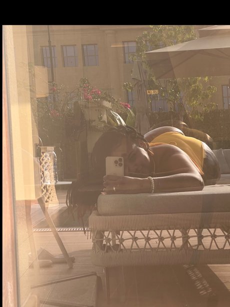 CatMatic star naked photo