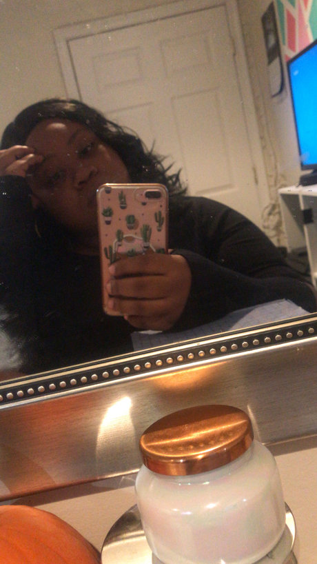 Senpai model naked archive