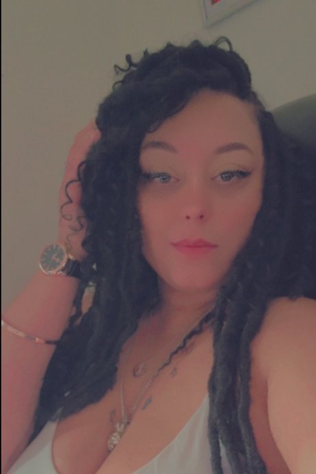 Milan T erotic model pic