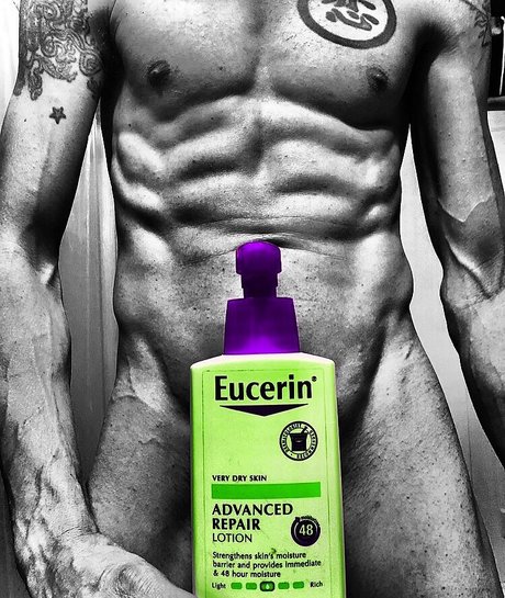 Dan Titus adult model pictures