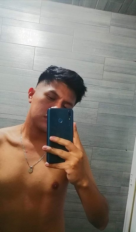 Bisexual Boy xxx pornstar picture