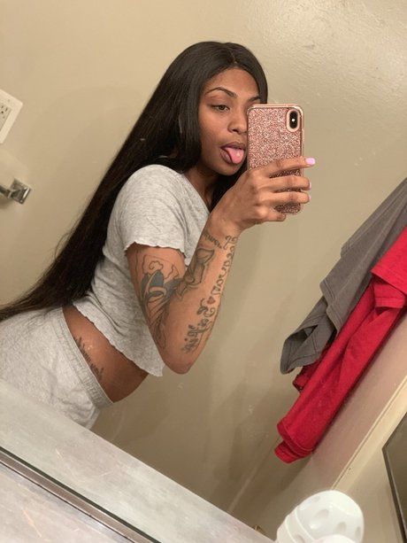 TheJigsterr pornstar naked img