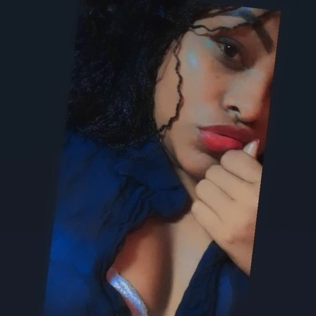 Caroline Ribeiro model top pics