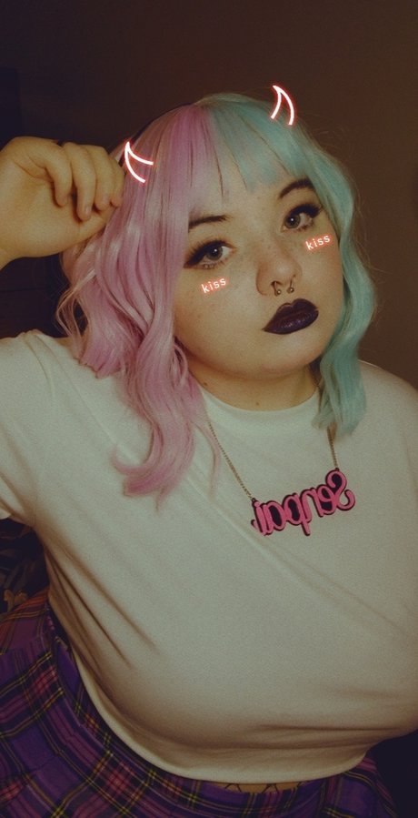 AmyRetired pornstar nude archive