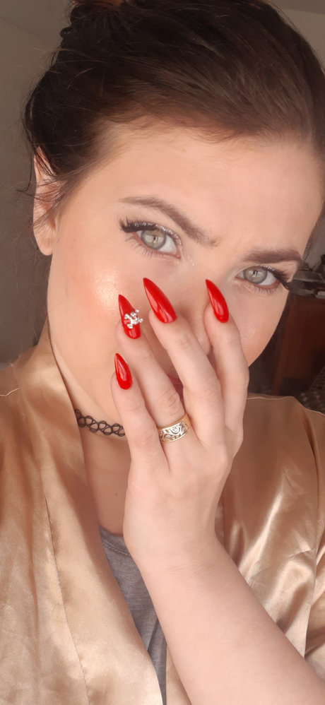 Mindarina ASMR pornstar nude image