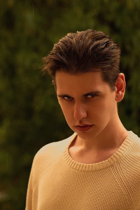 Milosh Milestone pornstar nude archive