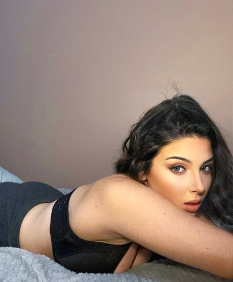 Chante bb exclusive model pics