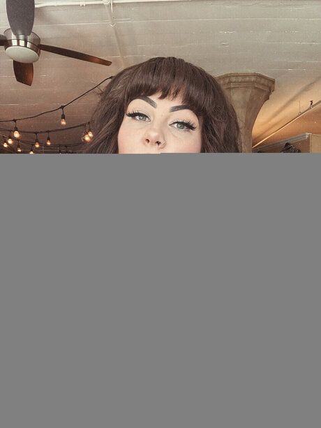 Vampirella model sexy images