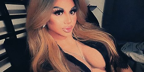 Chanel Showz hot pornstar photo