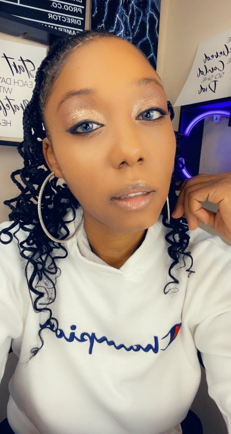 Centearious White nudes pornstar archive