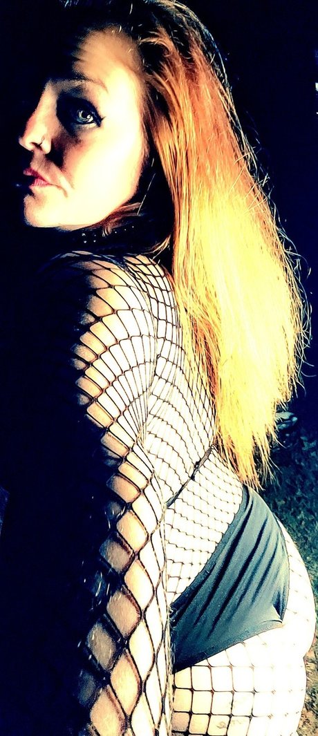 Carebear lover pretty model pics