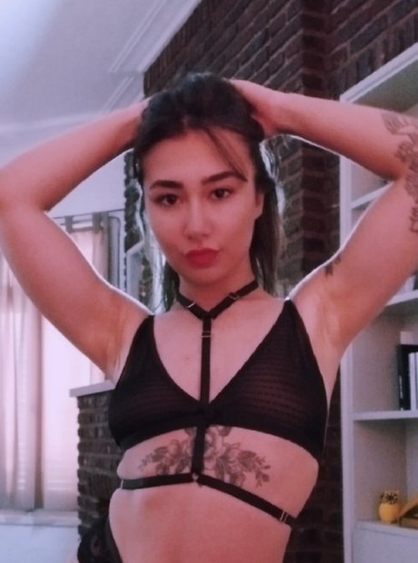 _Camila_ naked model galleries