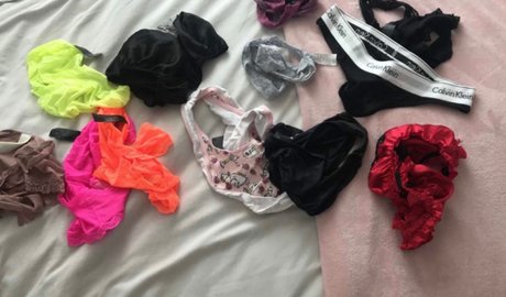 _YOUR SECRET GF SEXTING NOW_ star sex pic