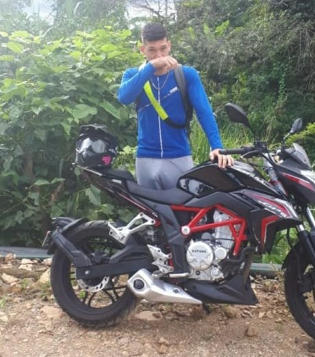 Jeandre Carse model art galleries