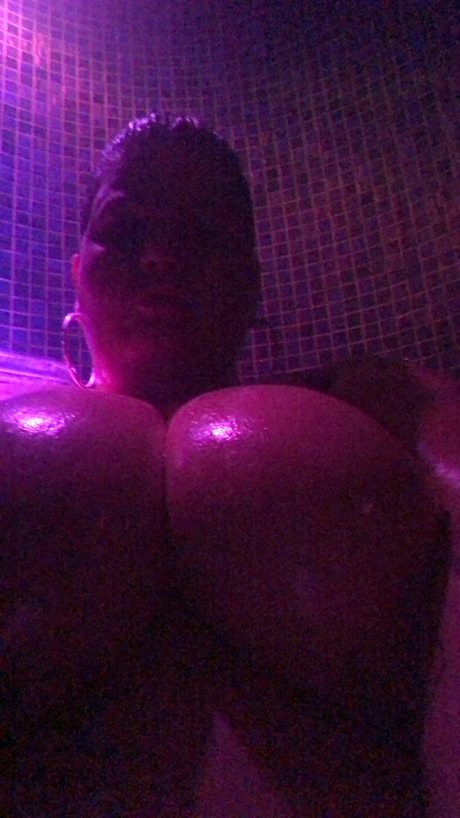 Curvy kezza nude actress archive