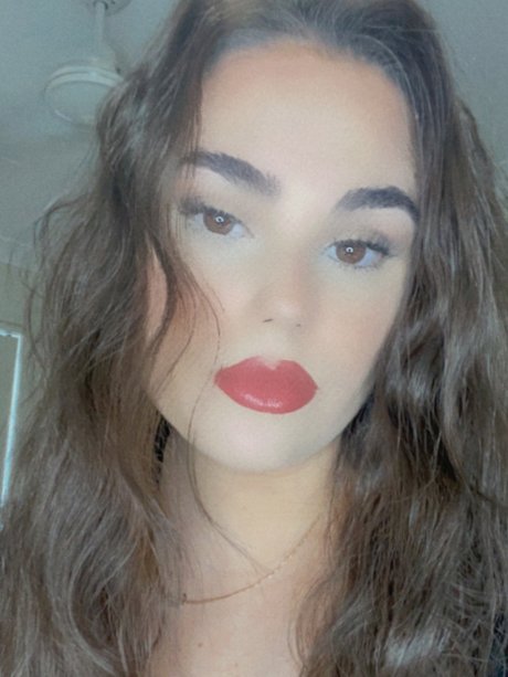 CheekyWog star xxx pictures