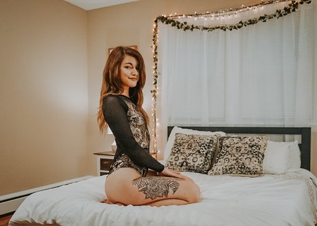 Alice Gray star nice pics