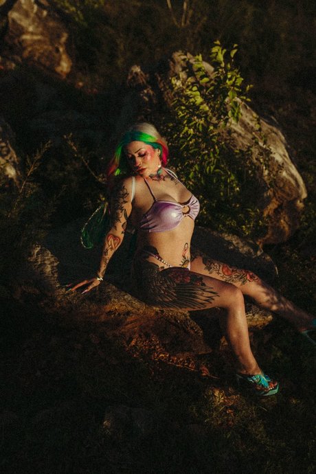 Miss Goldie Glox pornstar top pictures