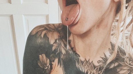 Miss F VIP pornstar hd picture