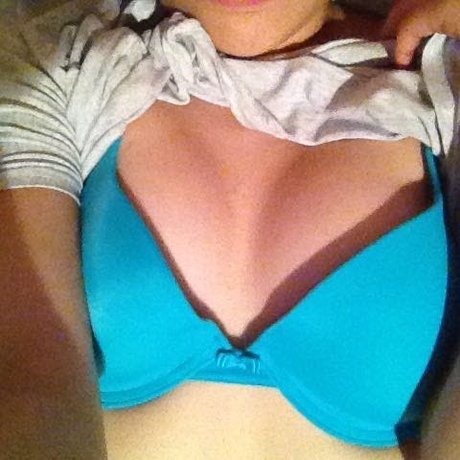 Misgar adult actress image