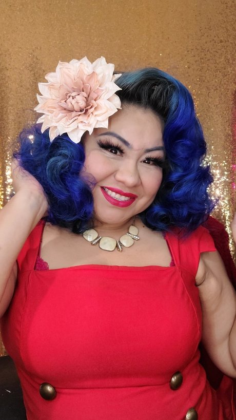 Lisa Candy star best pic