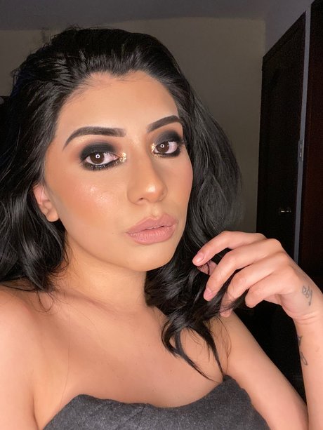 Camila Baddie_ art model archive