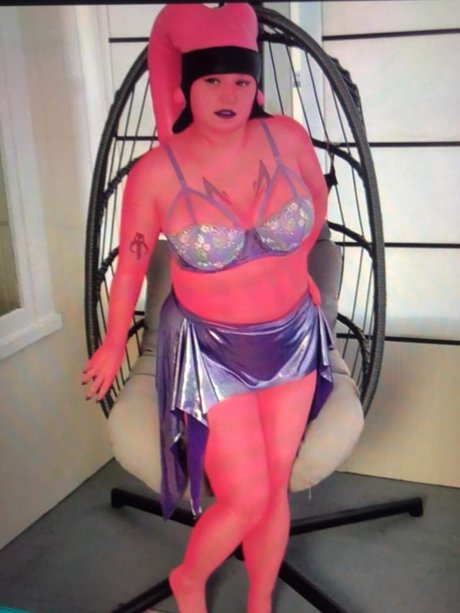 Cecilia Mayweather naked pornstar img