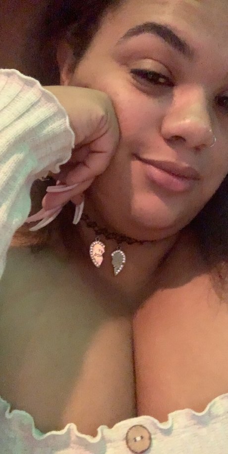 Foreign Bunni xxx model image