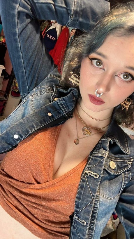 Haru Belladonna Hiraeth pornographic star photo