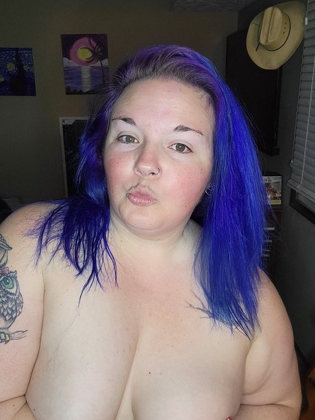 Camo Goddess naked actress images