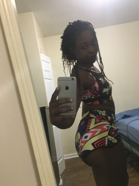 Jannie banks hot star picture