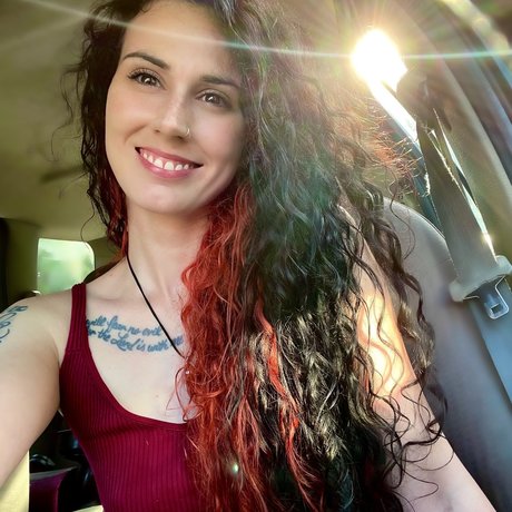 Bratty Jazzy star sexy pictures