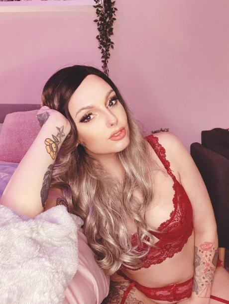 Hannah Danana pornstar beautiful images