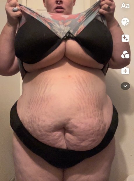 HippieGino adult actress image