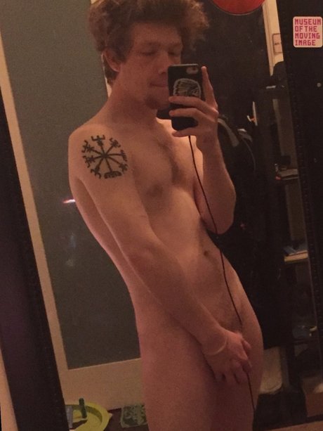 Mister Max pornstar art photos