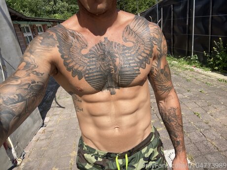 Mister Cruell star nice galleries