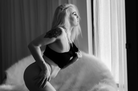 Missy Maye hd model img