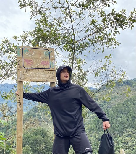 Moises Gonzalez star hot photo