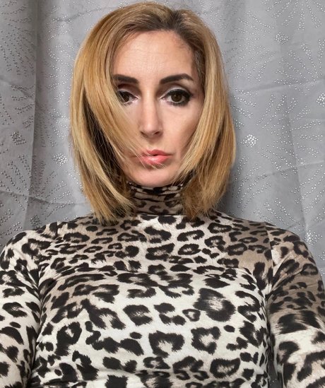 Parisien Model perfect model photos