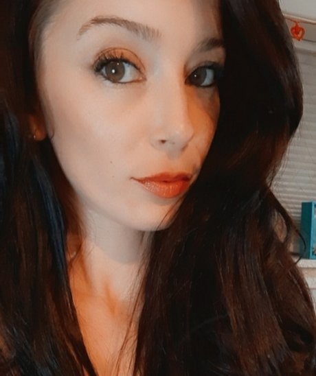 MiyaFoxx beautiful pornstar gallery